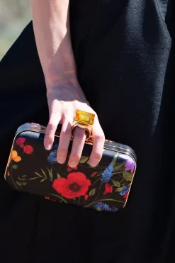 Women Sachin & Babi Bag-On The Rocks Clutch Noir Wildflower